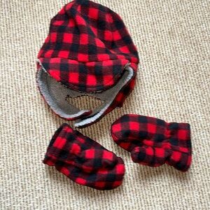 Nice Caps child (2T-4T) red black buffalo plaid winter hat with visor & mittens